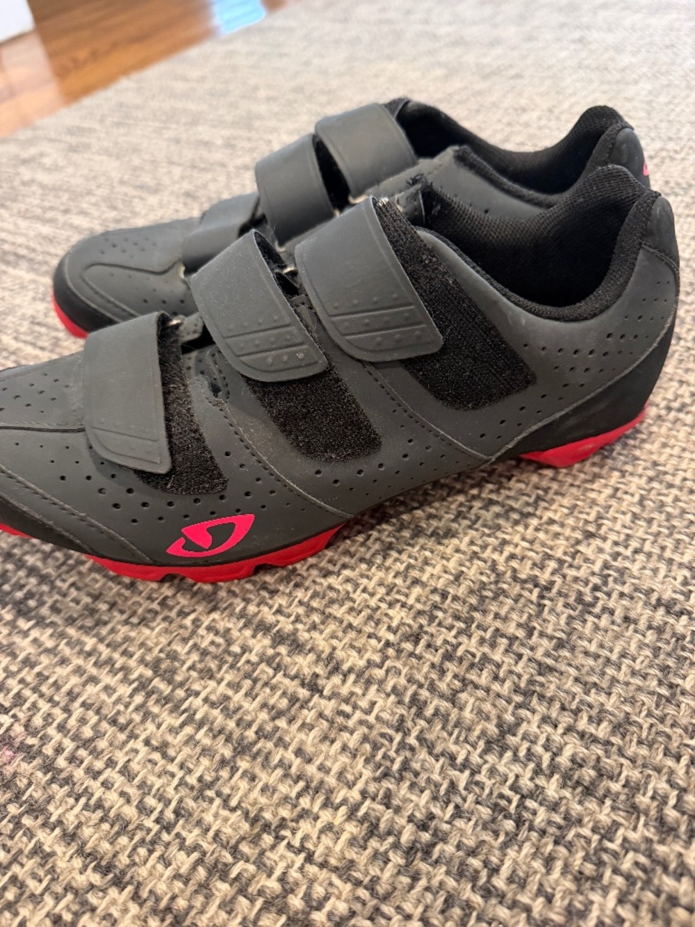 Giro Spin Cycling Shoes Black & Pink Size 41 with SPD Cleats